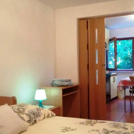 Studio Apartman Mira Appartamento